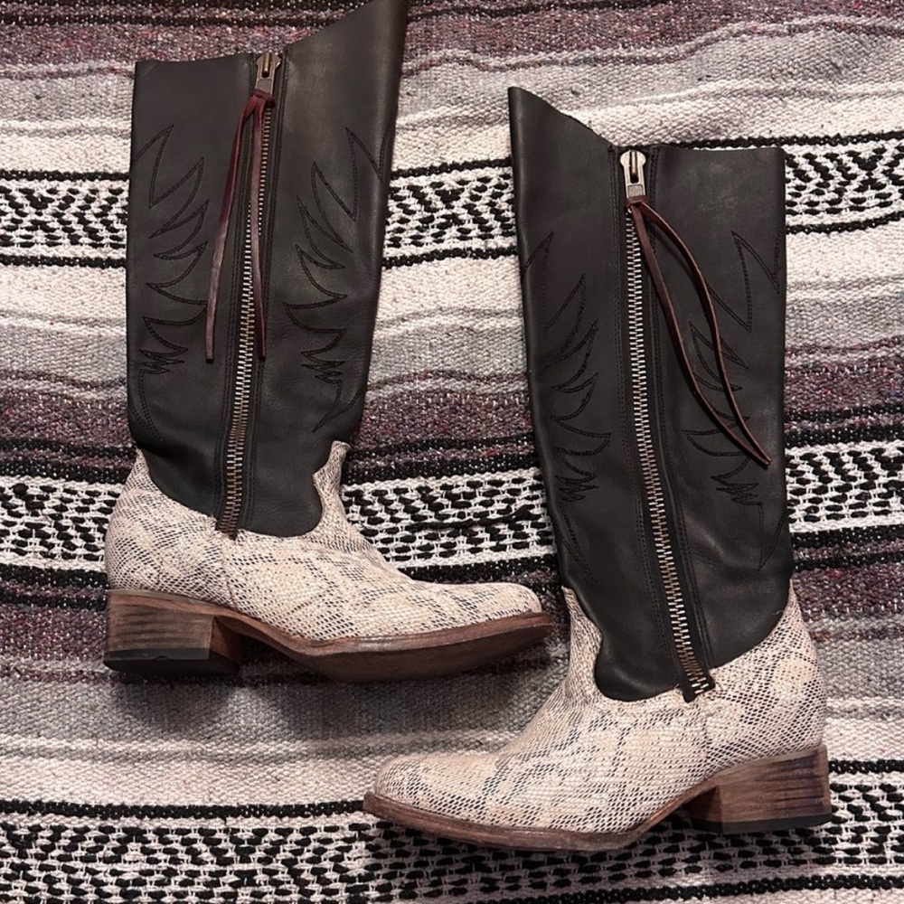 FREEBIRD BY STEVEN WHISPER BOOTS IN BLACK/WHITE snake 10 M free bird FB - Picture 4 of 5